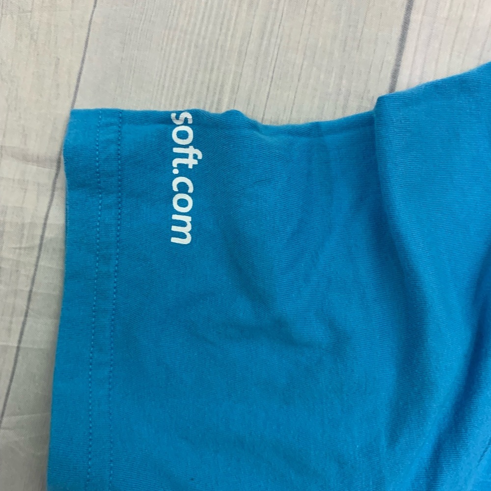 Tshirt - Picture 3 of 5